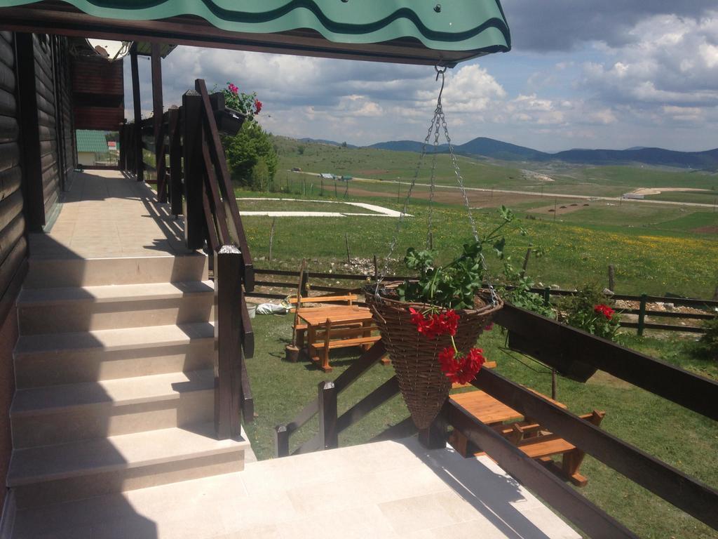 Sun Village Apartments Zabljak Esterno foto